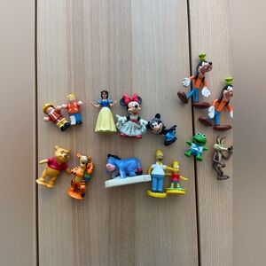 Vintage90’s mixed lot play figurines Disney, Simpson, Sesame Street! (I)